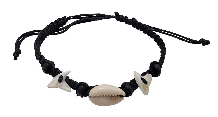 B206 bracelet shark tooth cowrie shell