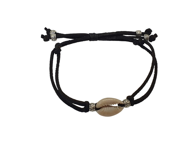 B93 Braclet  leather cowrie