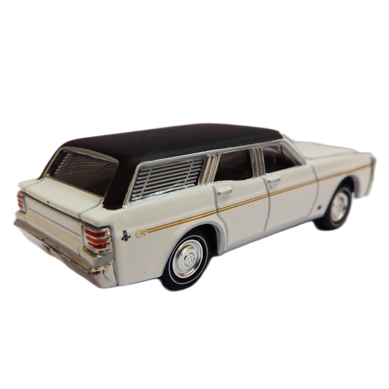 Model of a vintage station wagon on a white background
