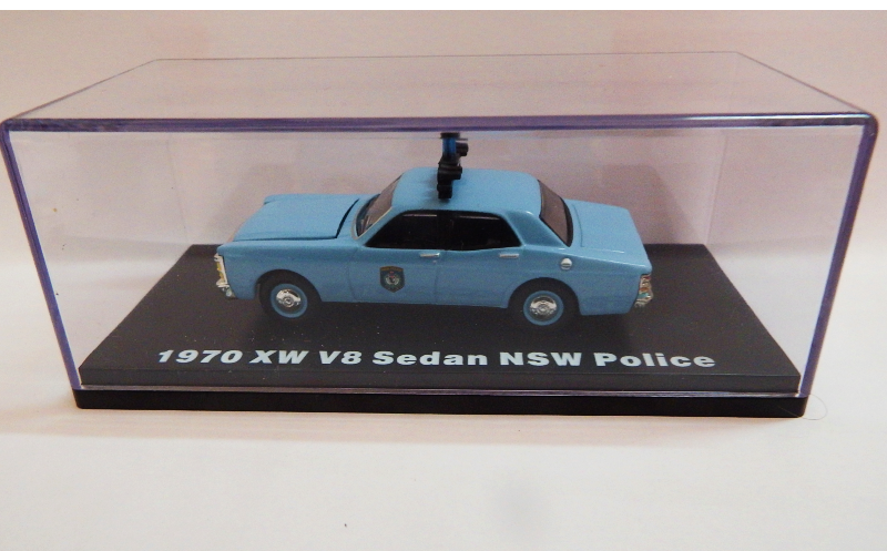 cooee classics die cast model 1:64 1970 XW V8 Sedan NSW Police in clear acryic presentation box