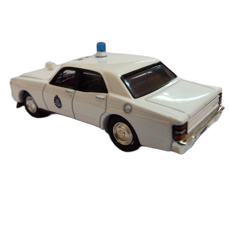 coee classics diecast road ragers 1:64 car model white1971 XY V8 Sedan Vic Police  on white background