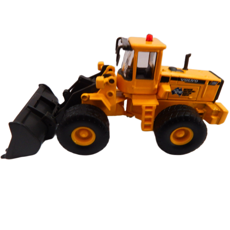 Road Ragers Wheel loader 1:87 scale Volvo L150C with black scoop and yellow body on a white background