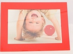 Versatile Magnetic Fridge Frame Red