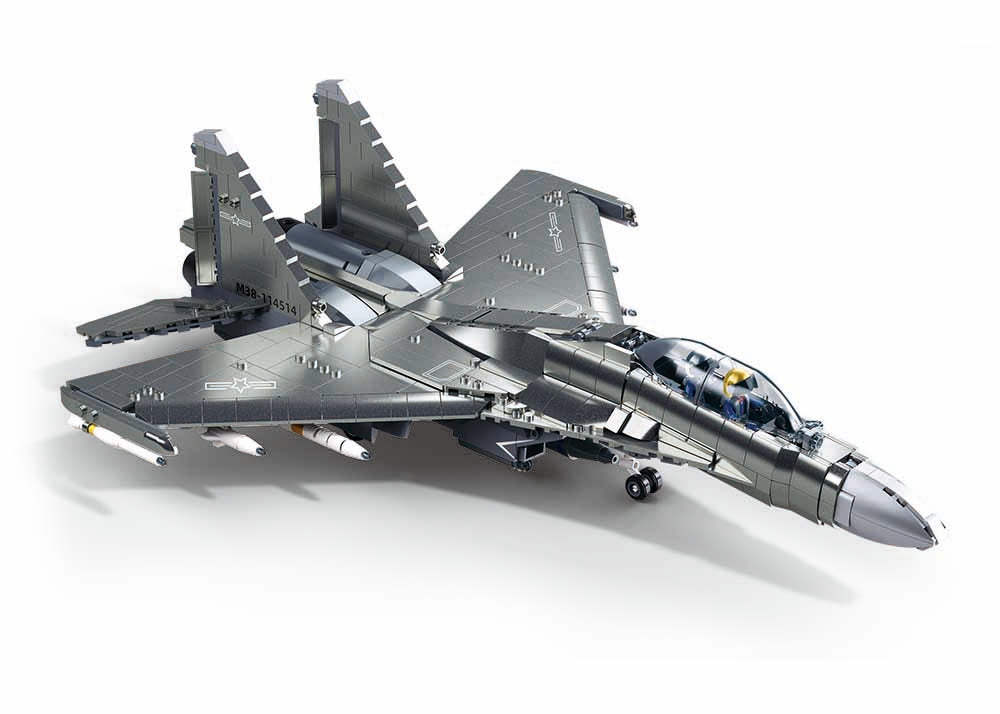 Model of a fighter jet on a white background