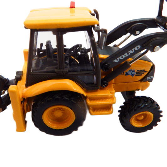 Road Ragers 1:87 diecast Volvo BL71 Loader Backhoe white background