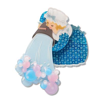Dame Washalot Erstwilder Brooch