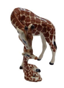 Giraffe W/Baby
